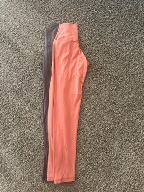 American Eagle workout leggings